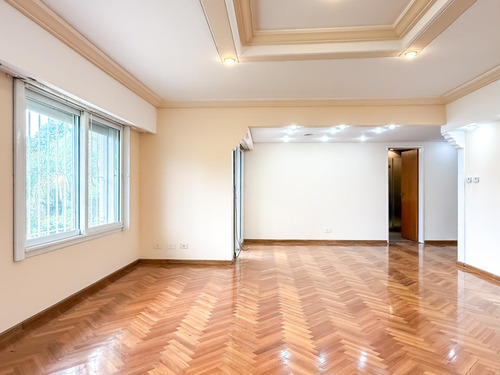 Casa En Alquiler, 4 Plantas, Jardín Y Pileta - Martínez