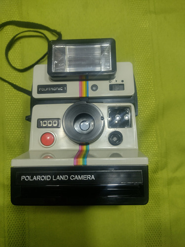 Cámara Instantánea Polaroid 1000 + Flash (Usado)