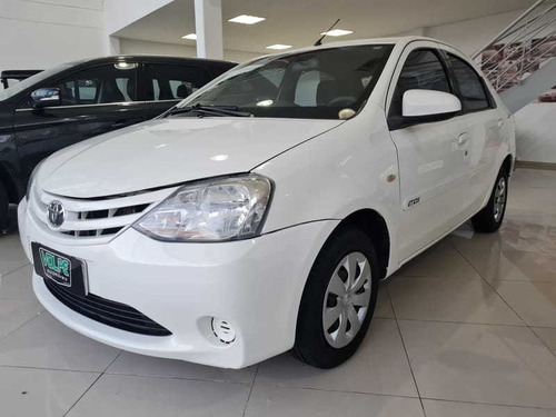 Imagem 1 de 11 de Toyota Etios Sd Xs 1.5 Mt 2014