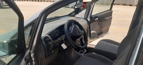 Imagen 6 de 14 de Chevrolet Zafira 2006 - Negociable - 243.000 Km