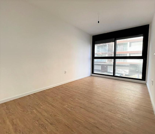 Apartamento A Estrenar Diseñado Por Carlos Ott