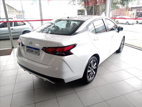 Imagem 4 de 10 de Nissan Versa Advance Flex 1.6 Xtronic