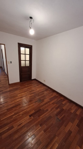 Casa Con Departamento En Venta En Ezpeleta Oeste