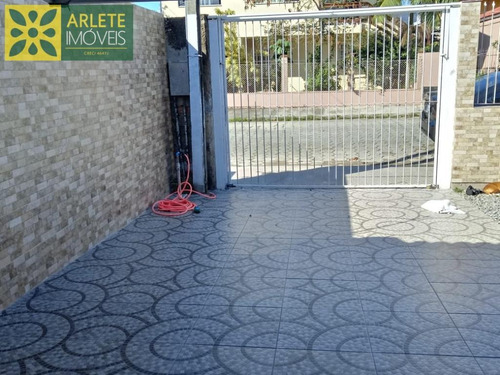 Imagem 10 de 15 de Casa No Bairro Perequê Em Porto Belo Sc - 1764