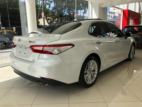 Toyota Camry V6 At 2019