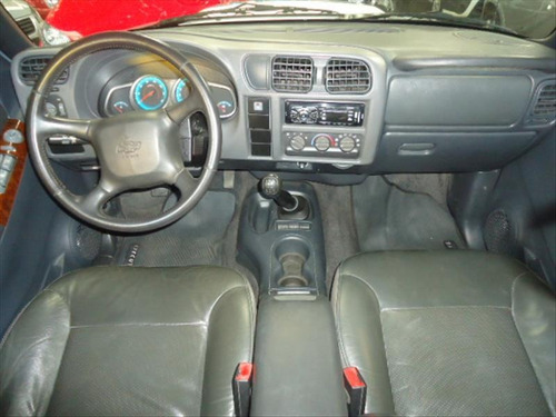 Imagem 7 de 11 de Chevrolet S10 2.4 Executive Cd 8v Flex 4p Manual
