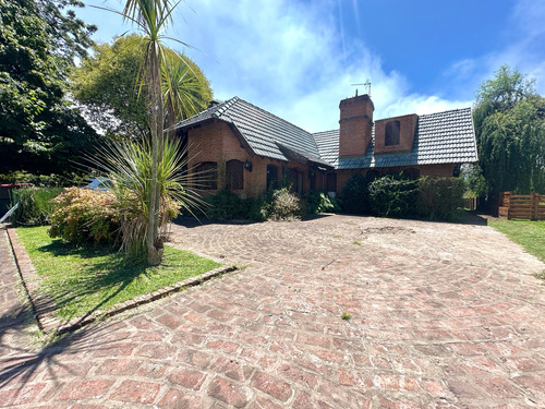 Casa En Venta De 4 Ambientes En Club De Campo El Carmen Barrio Cerrado Hudson