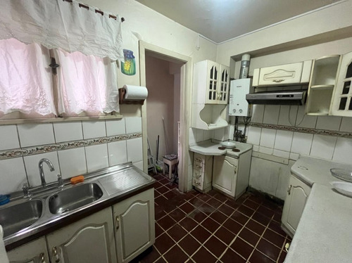 Amplio Depto En Ñuñoa: 3 Habitaciones, 2 Baños