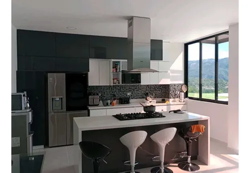 Finca Moderna En Sopetran En Venta