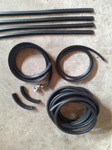 Kit De Gomas Para Puertas Y Vidrios Ford Pickup 80/86