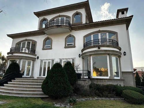 Casa En Venta Y Renta En Fuentes De Las Lomas Huixquilucan