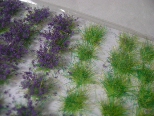 Imagen 2 de 10 de Nico Blister De Matas Y Flores Violetas D 10 Mm H0 (pmf 07)
