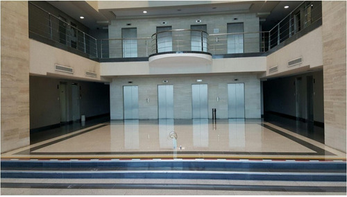 Imagen 2 de 6 de Oficina En Venta En Las Quintas - Inmobiliaria Maggi 539