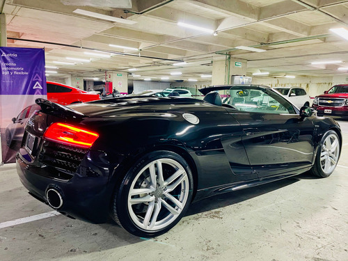 Audi R8 5.2 V10 Spyder S-tronic DSG 7 Vel