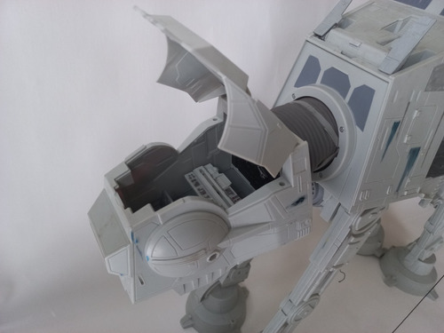 Robot Star Wars At At (Usado)