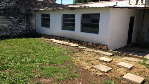 Venta Casa Con Jardín En Villa Concepción, San Martín/san Andrés