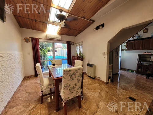 Imagen 7 de 15 de Venta Casa 3 Ambientes Con Jardín, Cochera, Patio Y Terraza En Quilmes Oeste (30949)