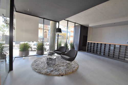 Apartamento En Venta De 2 Dormitorios En Barrio Sur