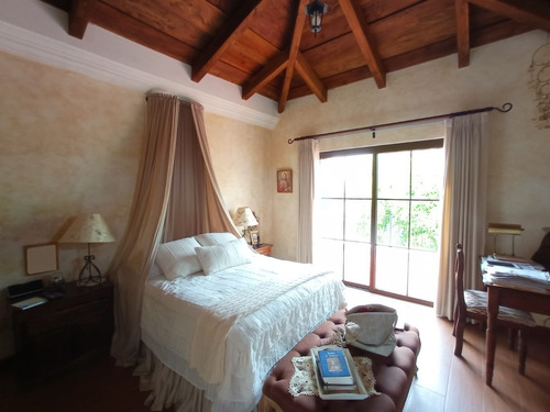 Imagen 25 de 30 de Vendo Belleza De Casa Estilo Colonial, En Excelentes Condiciones Y Con Acabados Muy Especiales, Sector Exclusivo De Alta Plusvalia