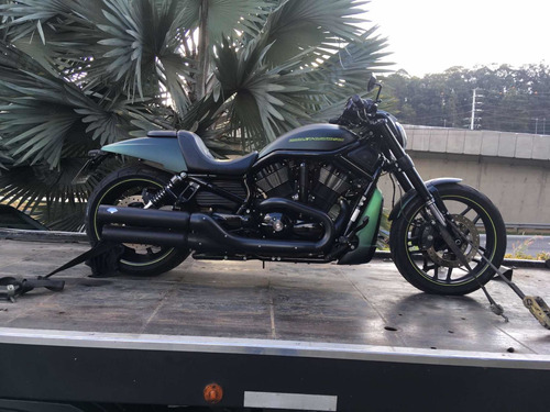 Imagem 1 de 3 de Harley Davidson V Road