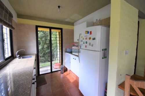 Casa En Mansa, 3 Dormitorios *- Ref: 3899