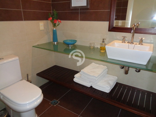 Apartamento En Punta Del Este, Imperiale Luxury Towers- Ref: 4068