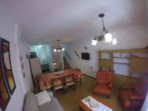 Imagen 5 de 14 de Amplio Departamento 2 Ambientes En Pleno Centro Comercial