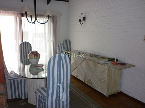 Chalet En Playa Mansa- Ref: 2795
