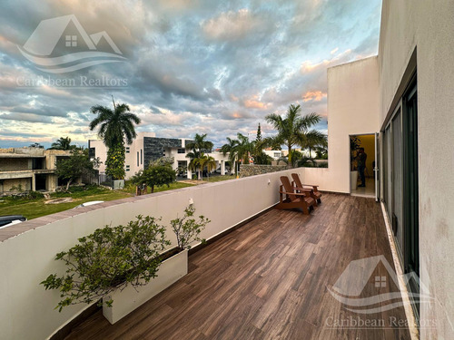 Casa En Venta En Lagos Del Sol Cancun
