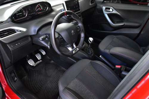 Imagen 11 de 20 de Peugeot 208 1.6 Gt Thp 2020