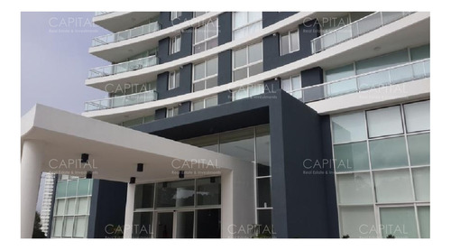Apartamento De Un Dormitorio En Venta, Torre One Punta Del Este.