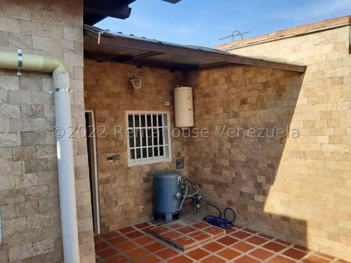 Imagen 15 de 27 de Julio Latouche Rentahouse Carabobo Vende Casa Valle De Oro 22-22117 Jj33