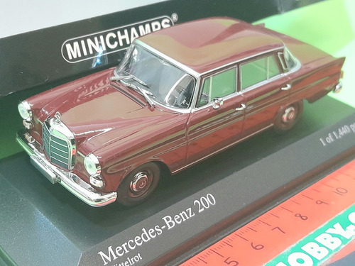 Minichamps 1/43 Mercedes Benz 200 Bordó 1965. Joya!!!
