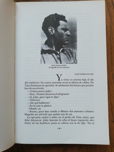 Elena Poniatowska Tinísima (Usado)