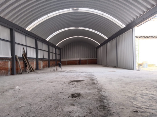 Rento Bodega 660m Y 480m , Santa Clara , Ecatepec. A 3 Cuadras Via Morelos , Arcotecho Nuevas.