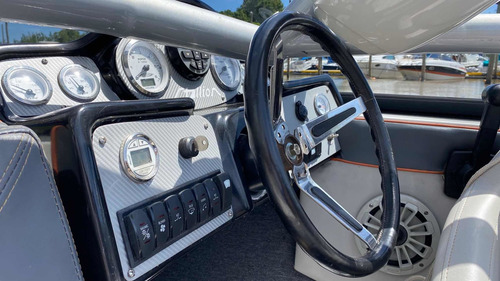 Imagen 10 de 15 de Lancha Wakeboard Stallion Motor Ford Pata Volvo Mastercraft
