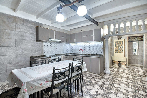 Departamento Ph · En Venta · 5 Ambientes · Luminoso, Con Estilo · En Lomas Del Mirador
