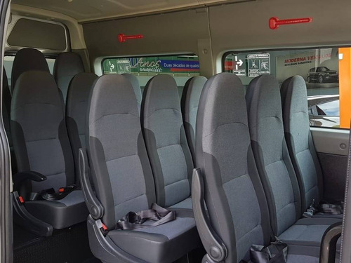 Imagem 6 de 7 de Renault Master 2.3 Dci Minibus Standard L2h2 16 Lugares 16v