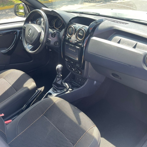Imagen 11 de 14 de Renault Duster Intens Manual 2019