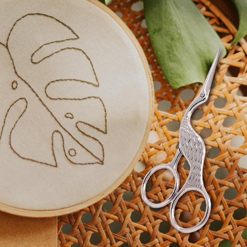2 Tijeras De Coser Compatible Con Bordar Con Diseño De