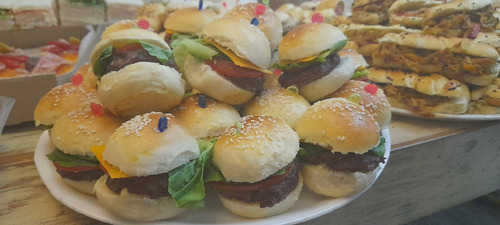 Lunch 25 Personas, Super Completo, Reuniones, Promocional!!