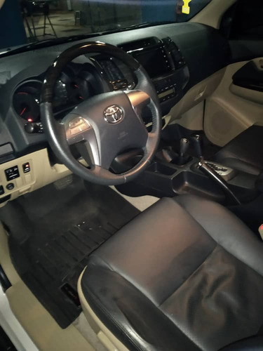 Imagen 8 de 16 de Toyota Fortuner