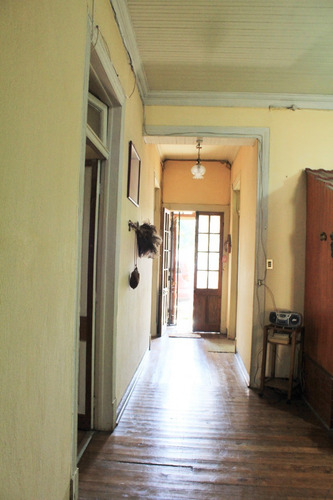Imagen 6 de 15 de Gran Casa Con Local Comercial.