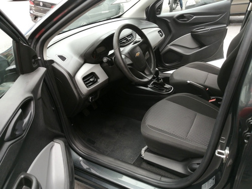 Imagem 8 de 13 de Chevrolet Onix Joye 1.0 Flex Mt 2019
