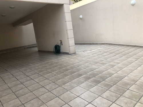 Imagen 26 de 27 de Bosques De Las Lomas. Excelente Casa