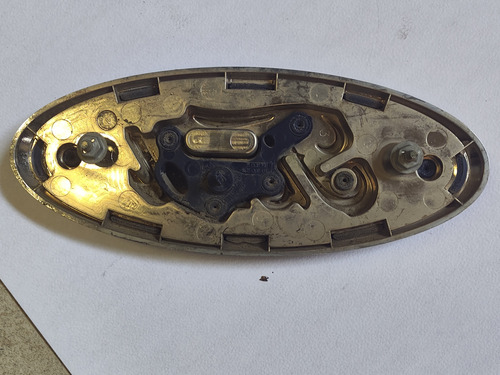 Logo Emblema Parrilla Original Ford Escape (Usado)