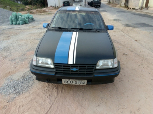 Imagem 2 de 15 de Chevrolet Kadett Gls