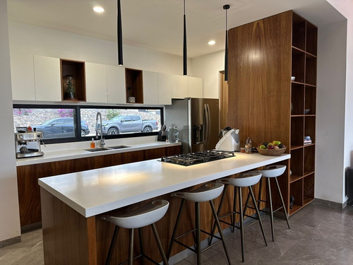 Casa En Venta En Tres Marias Morelia, Paseo Del Parque