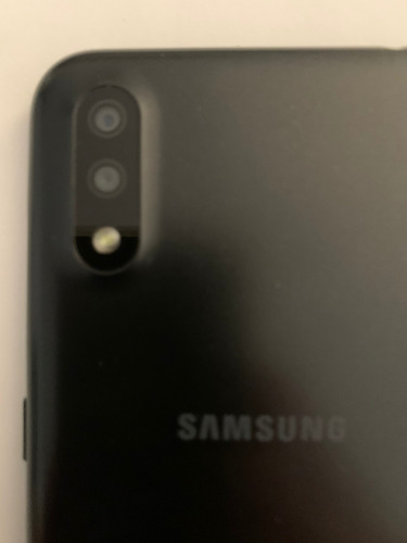 Imagen 3 de 3 de Samsung Galaxy A01 32 Gb Negro 2 Gb Ram
