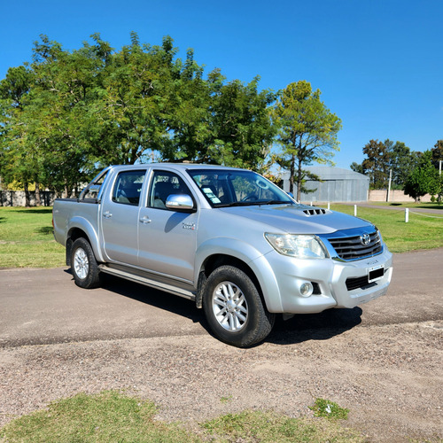 Toyota Hilux Pick-Up 3.0 Cd Srv Cuero I 171cv 4x2